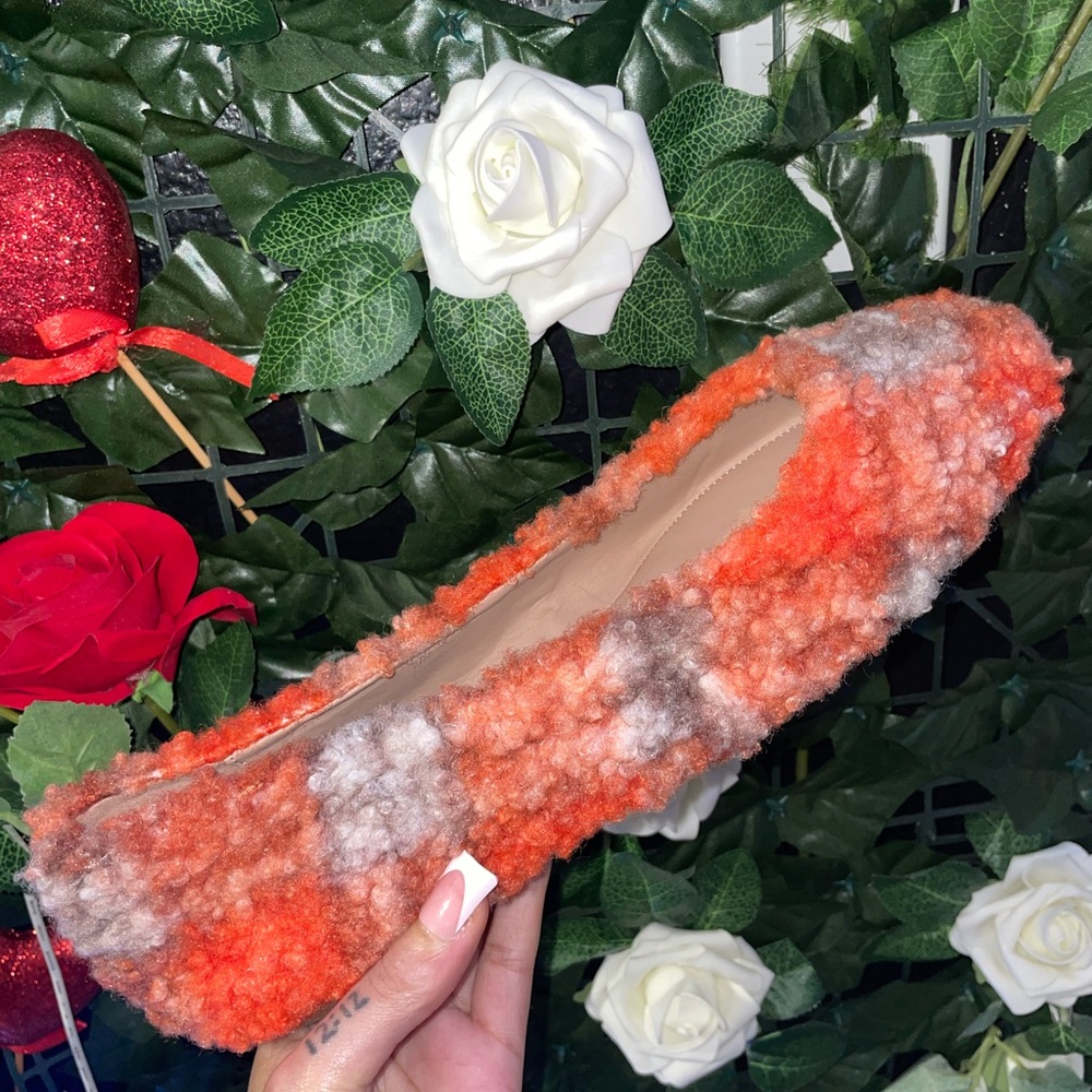 Katy Perry Collections Fuzzy Orange and Brown Flats - Picture 3 of 5